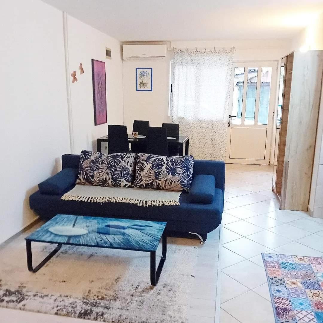 Apartment Nikol ซาเกร็บ ภายนอก รูปภาพ